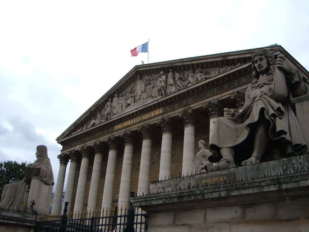 Assemblée nationale à Paris, photo de la façade. 